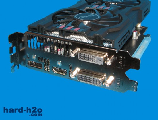 Ampliar foto Tarjeta gráfica Asus HD 7790 DirectCU II OC Ampliar foto Tarjeta gráfica Asus HD 7790 DirectCU II OC